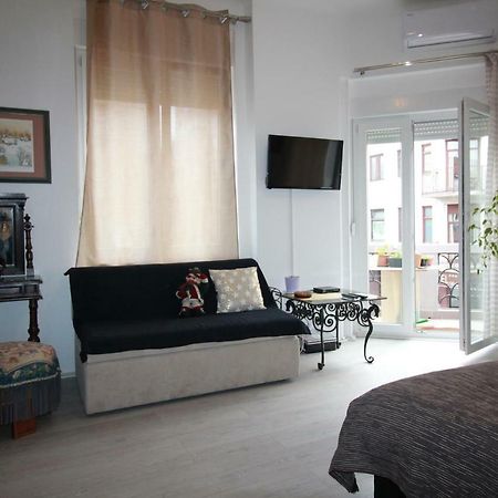 זאגרב Rooms & Apartment Tea מראה חיצוני תמונה